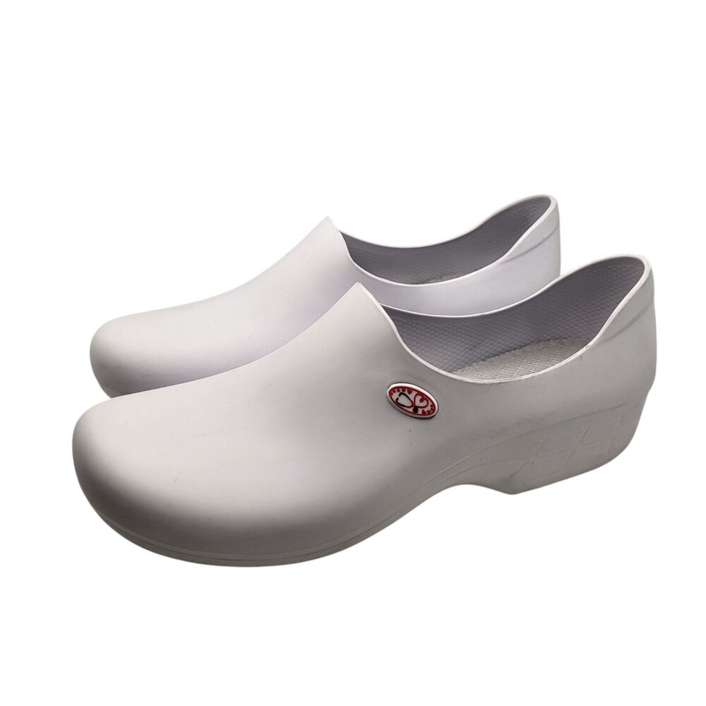 Sticky Shoes Women's Slip-On medical/nurse Antimicrobial White Size 9.5B
